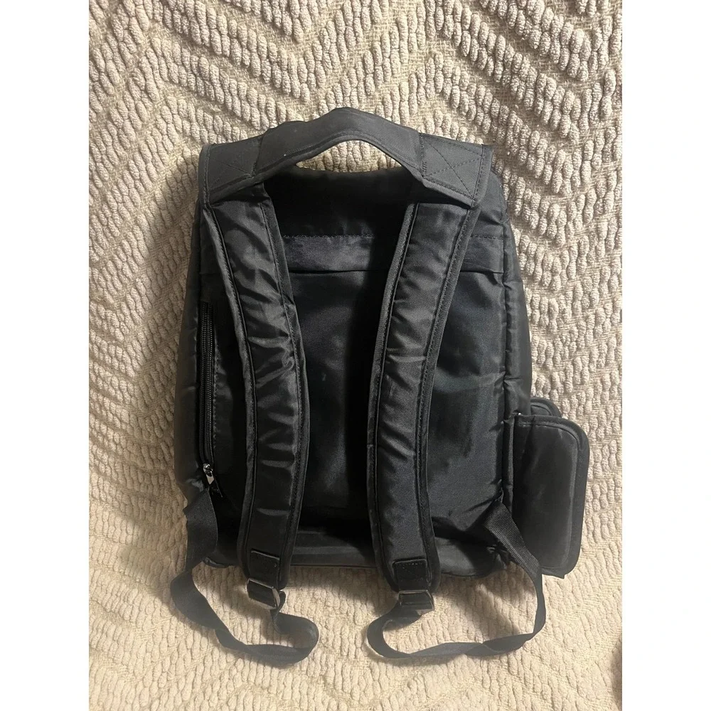 Lug Hatchback 3.0 Backpack Travel Bag Purse in Black with RFID - Unisex EUC - Picture 4 of 9